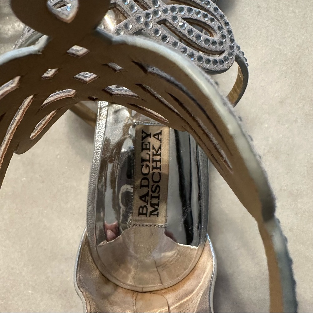 Badgley Mischka Womens Tempe Platino Sandals in Silver Platinum Size 7.5 - Picture 13 of 15